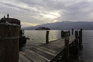 Isola di San Giulio dal porticciolo di Orta San Giulio Isola di San Giulio dal porticciolo di Orta San Giulio.jpg