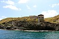 Isola di santo stefano (ventotene), veduta del carcere borbonico, attracco 02.jpg