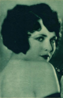 Jacqueline Loganová, 1923