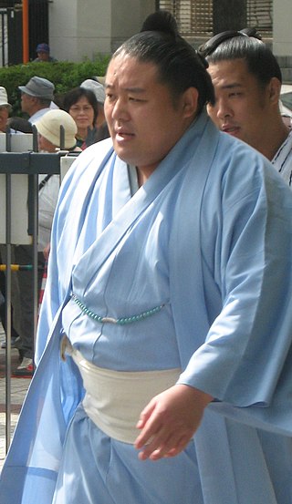 <span class="mw-page-title-main">Kasuganishiki Takahiro</span> Sumo wrestler