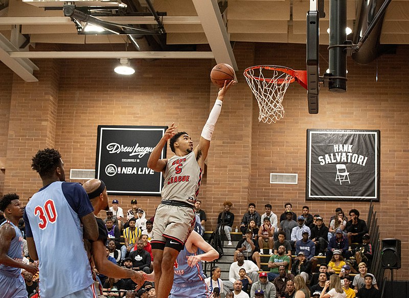 LeBron James Breaks Out the Nike LeBron 20 for Drew League