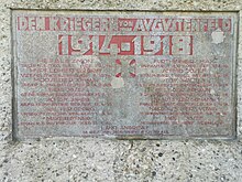 Augstenfelde auf einem Kriegerdenkmal in Dachau