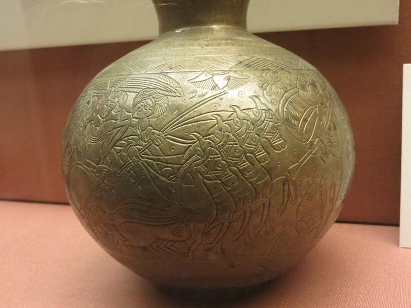 File:Kulu Vase-BM-3.JPG