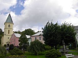 כנסיית סנט מרגרט במרכז העיירה