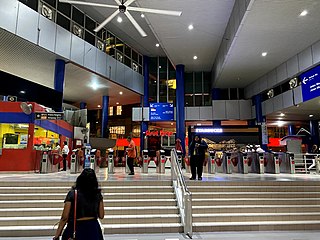 <span class="mw-page-title-main">Masjid Jamek LRT station</span> LRT station in Kuala Lumpur, Malaysia