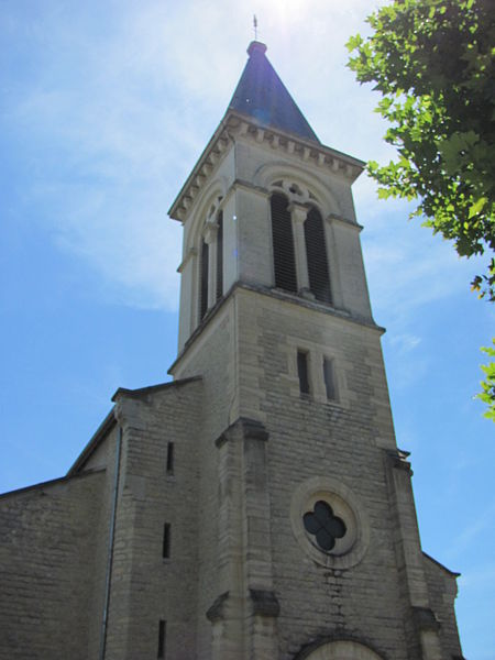 File:La seconde église de Beynost, juin 2011.JPG