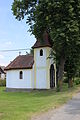 Čeština: Kaplička ve Lhotě Bubeneč (pohled od západu). This file was created as a part of the photographic program of Wikimedia Czech Republic. Project: Fotíme Česko The program supports Wikimedia Commons photographers in the Czech Republic.