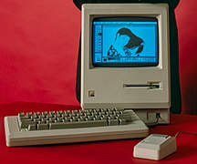 Macintosh System Software bzw. „System“ (1984)
