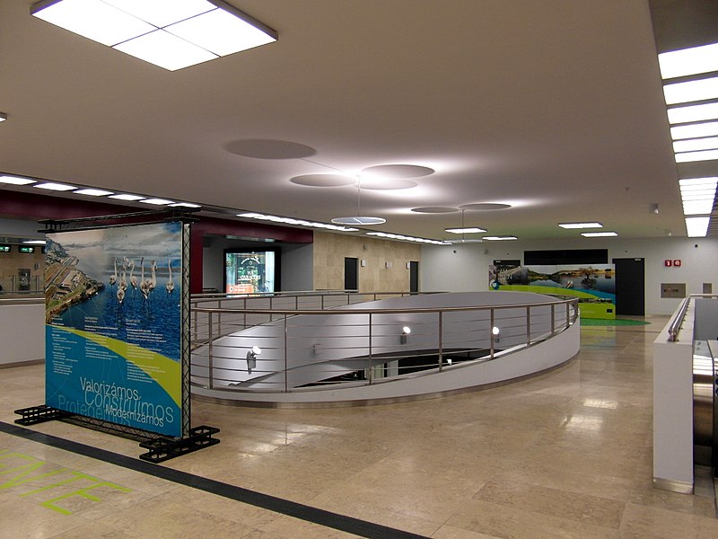Metrô dentro do aeroporto de Lisboa