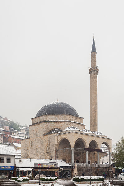 File:Mezquita Sinan Pasha, Prizren, Kosovo, 2014-04-16, DD 09.JPG