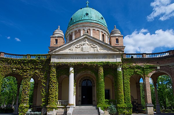 Image: Mirogoj   panoramio