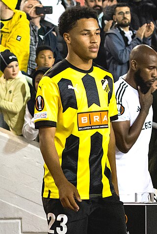 <span class="mw-page-title-main">Momodou Sonko</span> Swedish footballer (born 2005)