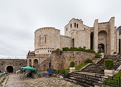 Museo Skanderbeg, Kruja, Albanien, 2014-04-18, DD 01.jpg