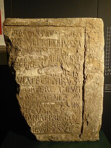 Fragment of a poetic epigraph from the 4th-5th centuries in local alabaster. Museo del Foro de Caesaraugusta - Wiki Takes Caesaraugusta 02.jpg