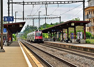 Nänikon-Greifensee tren istasyonu, Zürih, İsviçre.JPG