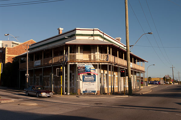 Newmarket Hotel, local focal point for the horse racing industry