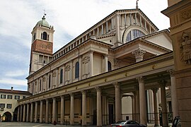 Porticato della piazza del Duomo di Novara