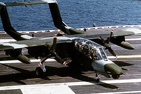 アメリカ海兵隊所属のOV-10D（空母「サラトガ」にて、1985年）