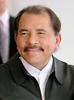 Gambar mini seharga Daniel Ortega