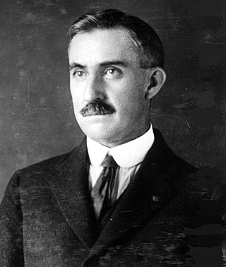 <span class="mw-page-title-main">Oscar Edward Meinzer</span> American hydrogeologist (1876–1948)