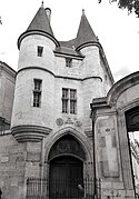 P1270720 Parigi III rue des archives n58 rwk.jpg