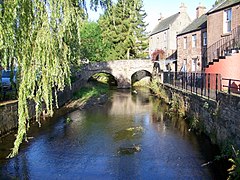 Puente sobre el Alyth Burn