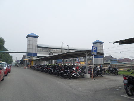 Stesen_Komuter_Padang_Jawa