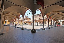 Quadriportico dei Servi (Santa Maria dei Servi) - panoramio.jpg