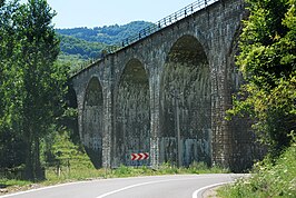 Viaduct bij Teliu