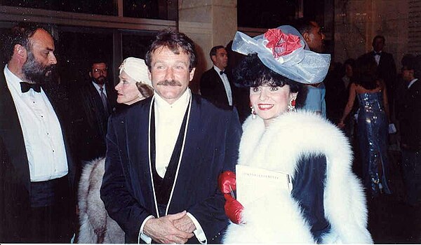 Williams and Yola Czaderska-Hayek at the 62nd Academy Awards in 1990