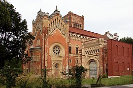 Romantikus építészet: Erdődy-kastély, Vörösvár (1862–64)