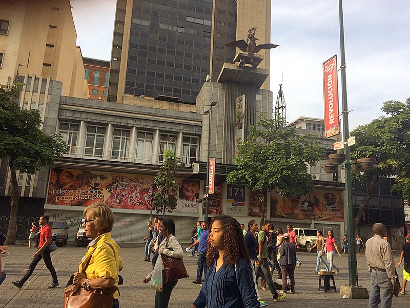 File:Sabana Grande Edificio Radio City, Sabana Grande Caracas Shopping Sabana Grande Caracas Arquitectura Vicente Quintero.jpg