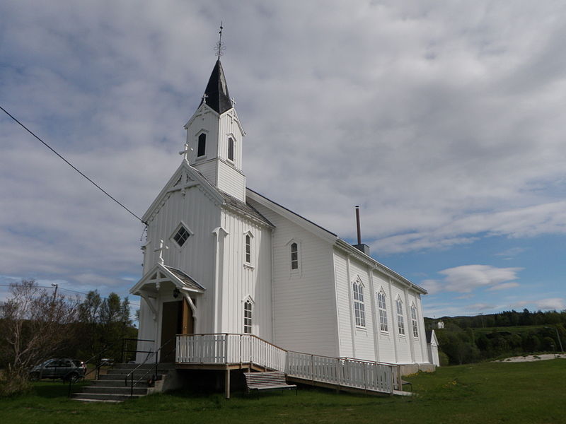 File:Sandsøy Church 2011.jpg