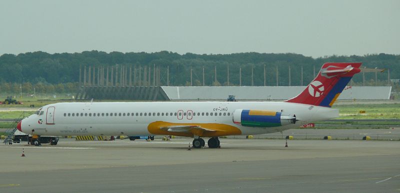 File:Schiphol Danish Air Transport MD-87.JPG