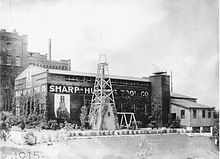 Hughes Tool Company's oil drill manufacturing plant in downtown Houston, 1915. Sharp-Hughes Tool Company, 1915.jpg