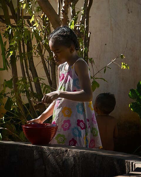 File:Sister Care, Madagascar.jpg