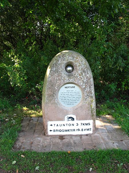 File:Somerset Space Walk Neptune at Bathpool.jpg