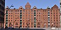 Deutsch: Block X der Hamburger Speicherstadt (Hamburg-HafenCity). This is a photograph of an architectural monument. It is on the list of cultural monuments of Hamburg, no. 12458-12464.