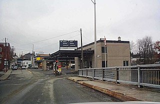 <span class="mw-page-title-main">Derby Line–Stanstead Border Crossing</span> Border crossing between Canada and the United States