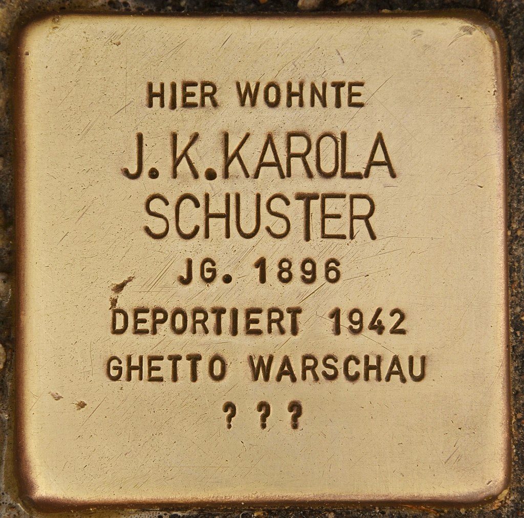 Stolperstein für J. K. Karola Schuster (Bernau).jpg