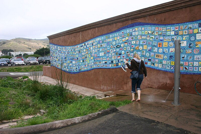 File:Surfer memorial showers.jpg