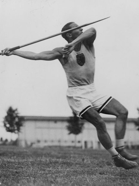 File:Szepes Béla Javelin throw 3.jpg