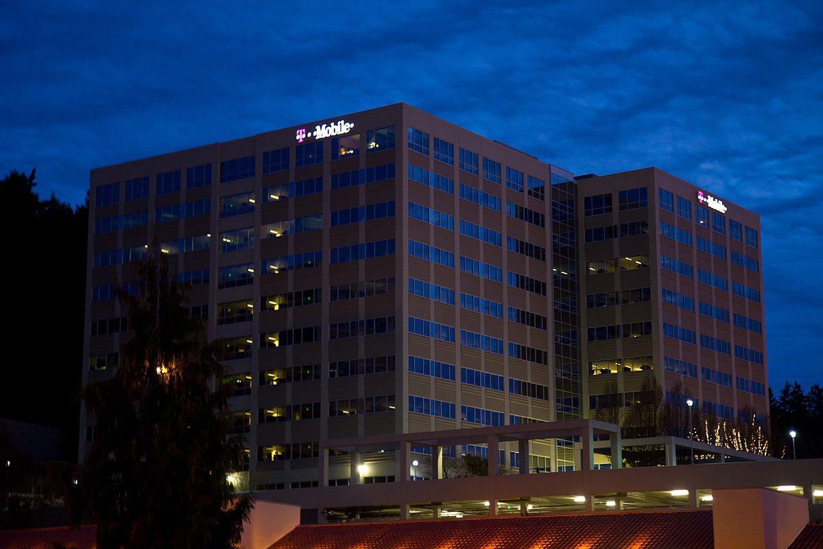 Google unleashes free speedy Internet service on low-income homes - CNET