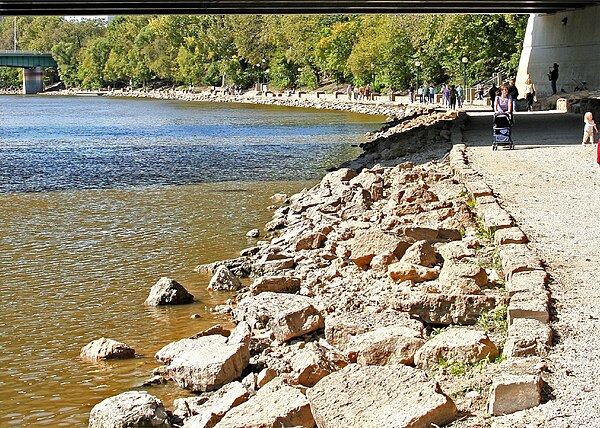 Assiniboine Riverwalk