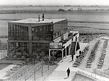 The airport's restaurant in 1931