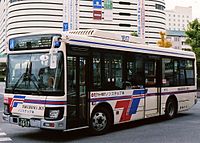レインボーとエルガミオは両社の統合車種（OEM時代を除く）のディーゼルノンステップ中型路線バスでは初めて外観が統一された。