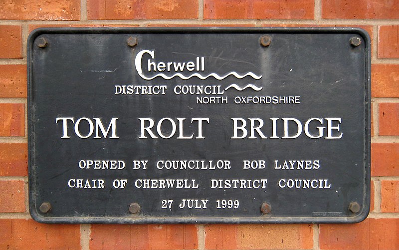 File:Tom Rolt Bridge plaque road.jpg