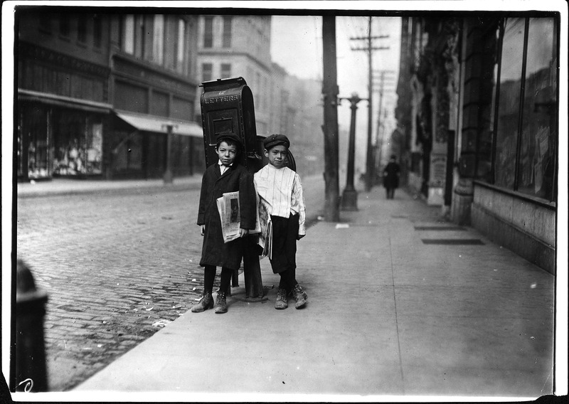 File:Two 7 year old newsies, profane and smart, selling Sunday. Nashville, Tenn. - NARA - 523340.tif