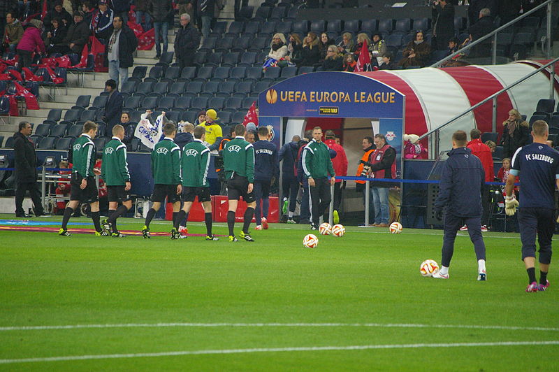 File:UEFA Euro League FC Salzburg Villarreal CF 15.JPG