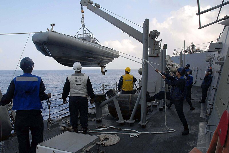 File:US Navy 070418-N-3888C-003 Sailors assigned to guided missile destroyer USS Roosevelt (DDG 80), the flagship for Standing NATO Maritime Group Two (SNMG2), hoist the ship's rigid hull inflatable boat.jpg